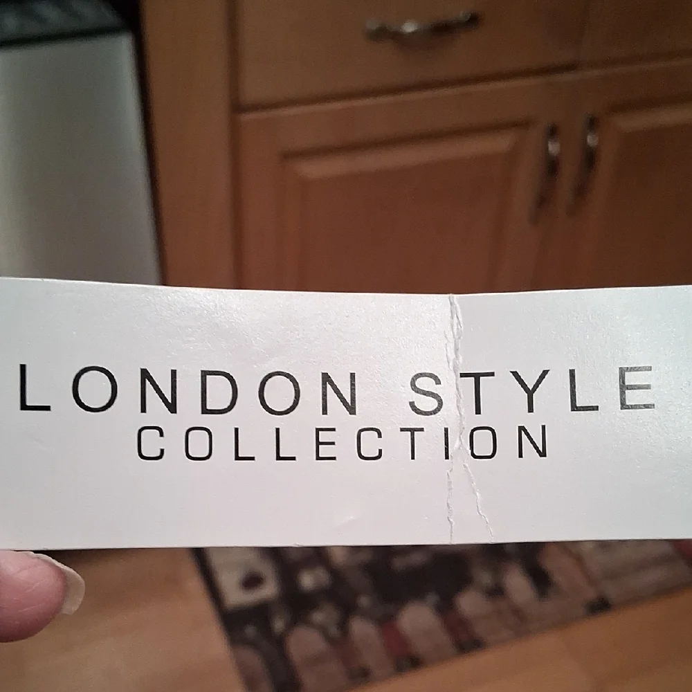 London Style Black and Cream Midi Dress - Picture 11 of 12